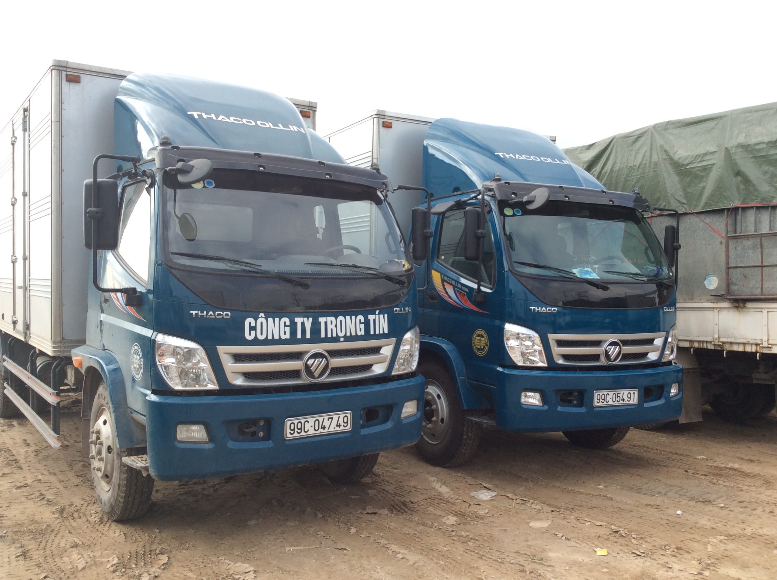 Cho thuê xe tải thùng bạt